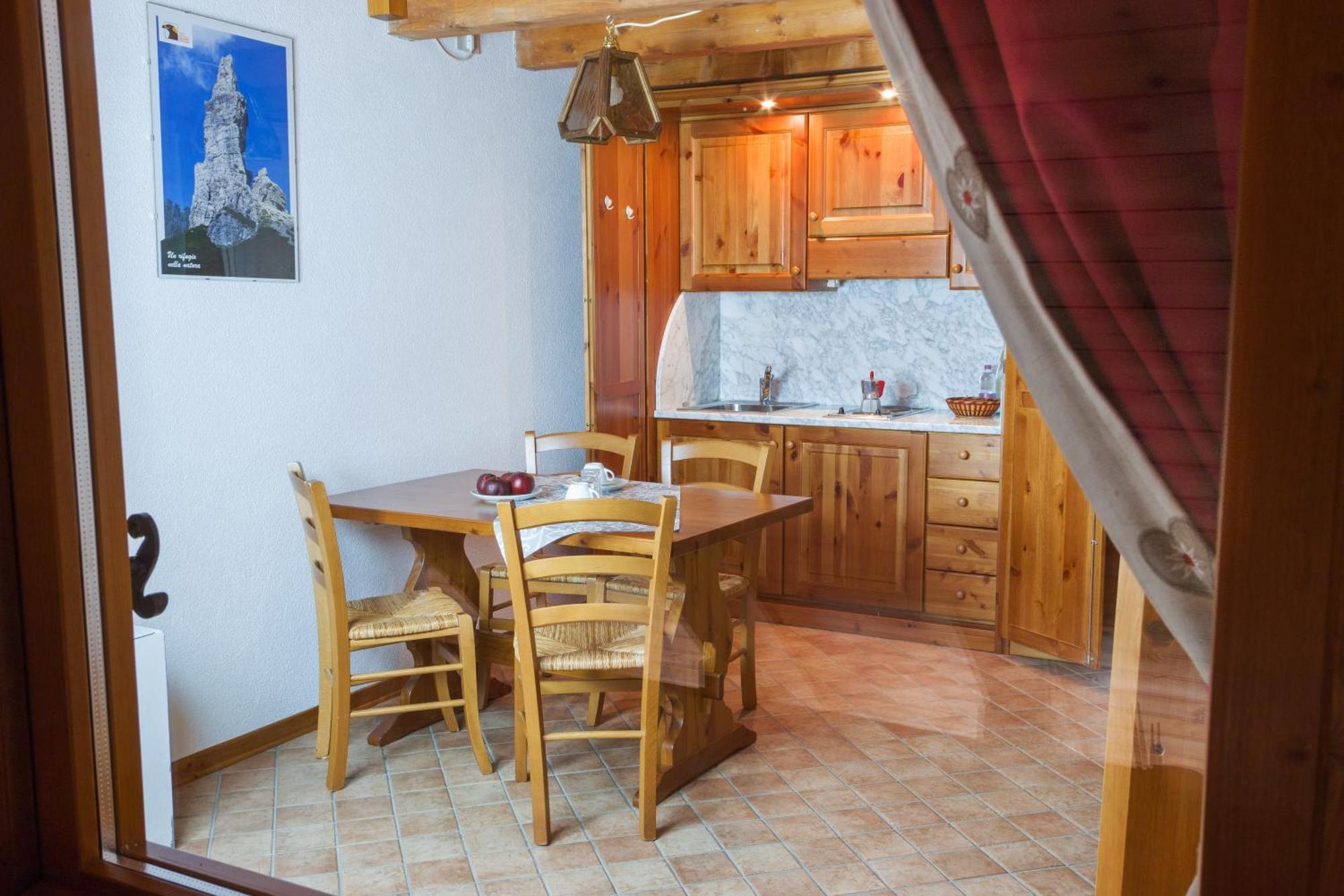 Agriturismo Pian dei Tass Barcis Exterior foto